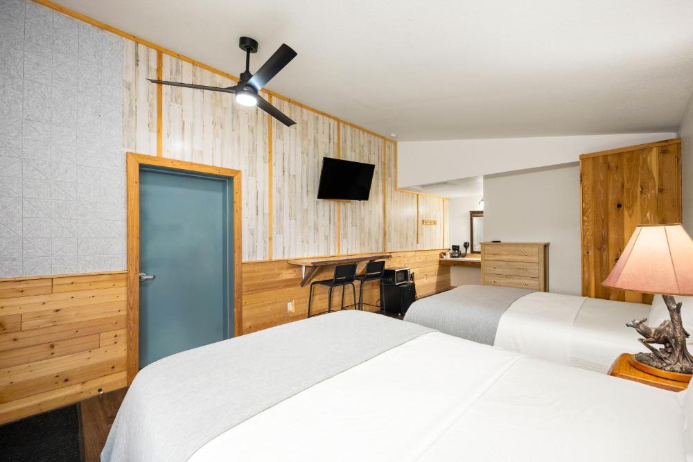 Standard Double Room interior
